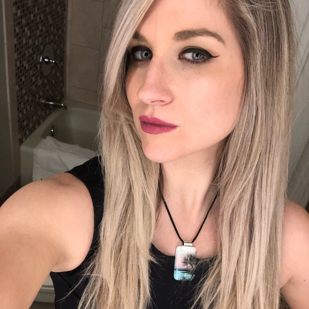 Meet your Posher, Jessica